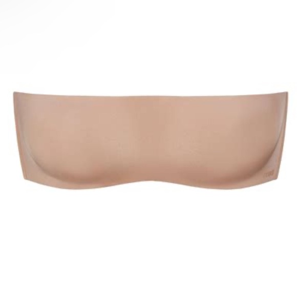 Skims Body Wireless Strapless Bra - Picture 1 of 8